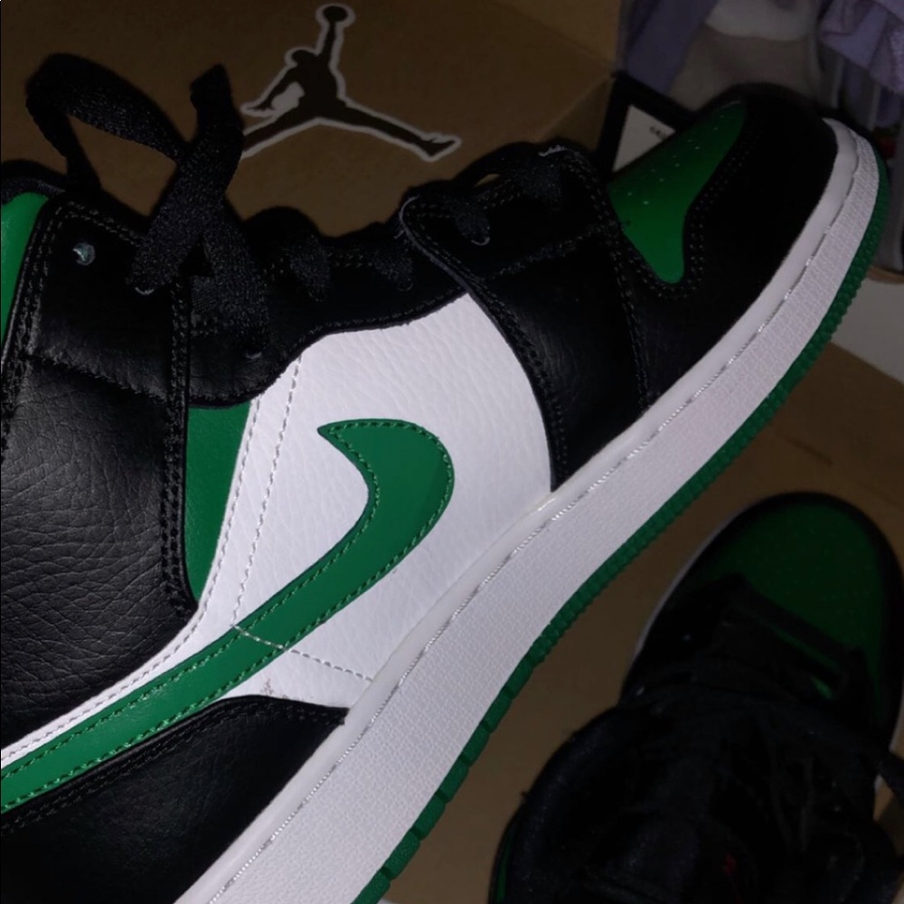 nike air jordan 1 mids (pine green)